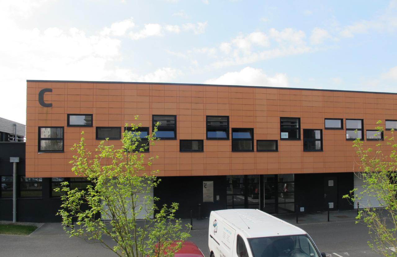 Bureau Loos 430m² Location bureau Loos Nord OLBUR2318440 1